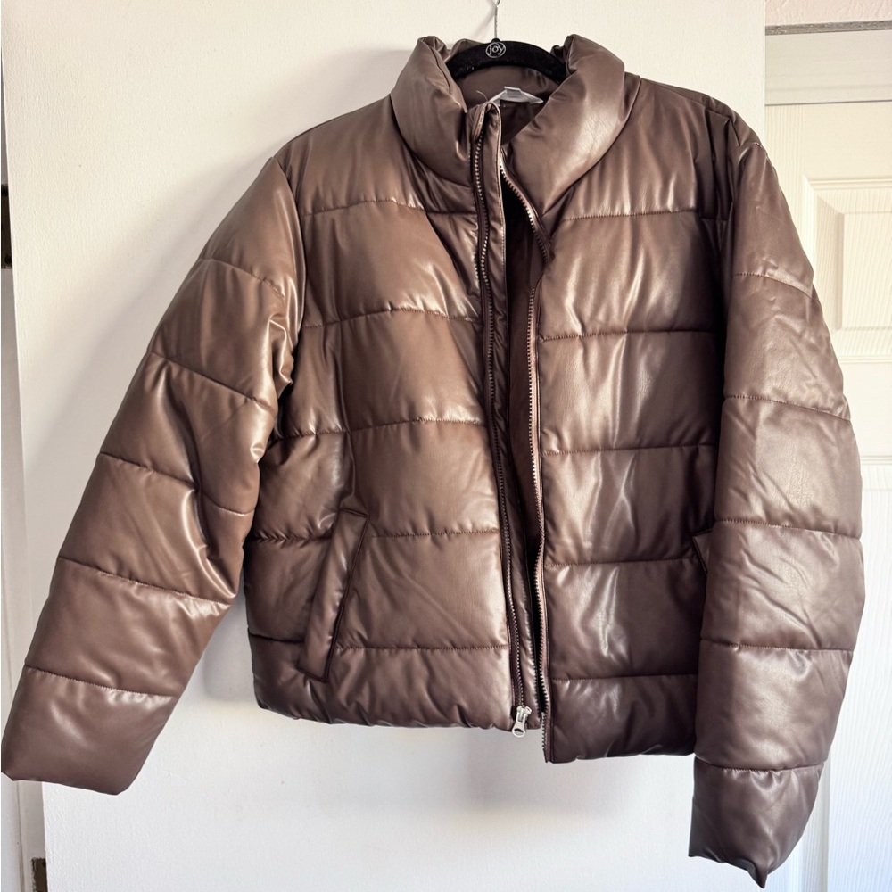 Faux Leather Time & Tru Brown Puffer Jacket, Women’s Size L, Machine Washable